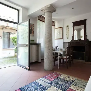 Charming Navigli Apartamento